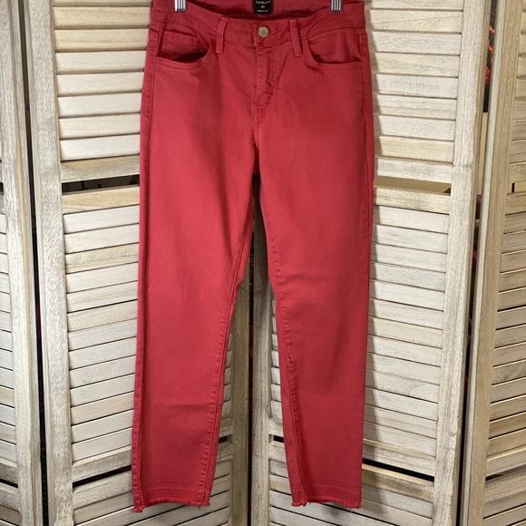 JUST BLACK Slim Straight Capri Jean - 4 - Picture 8 of 14